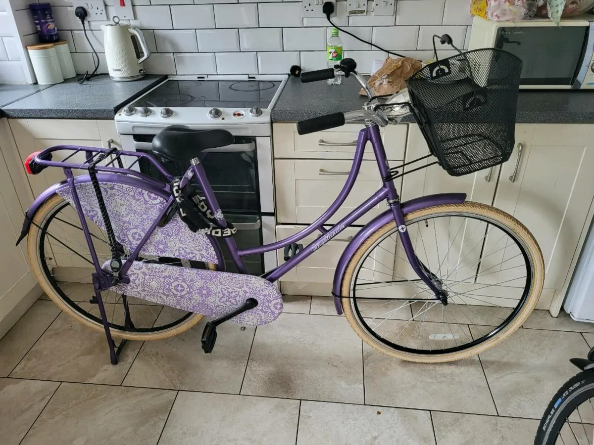 Ladies bike - Image 2