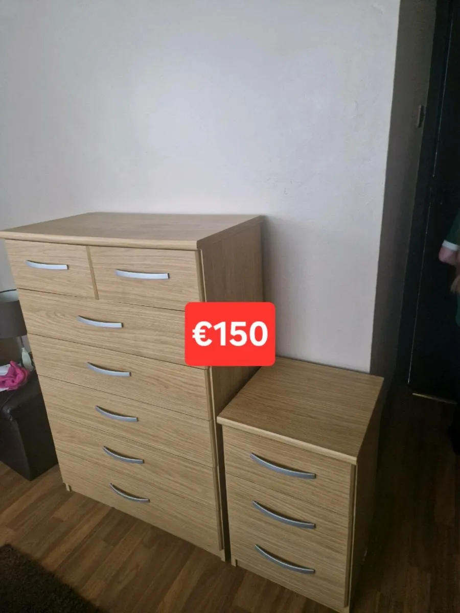 BEDROOM FURNITURE CLEARANCE - Image 2