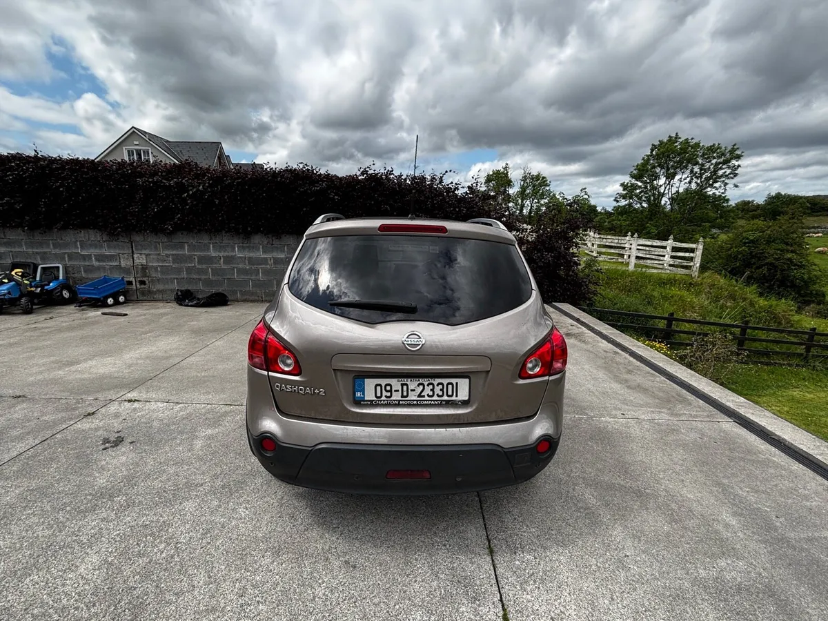Nissan Qashqai+2 - Image 4