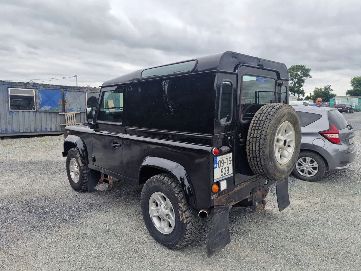 09 Land Rover Defender  90 .. FRESH DOE - Image 3
