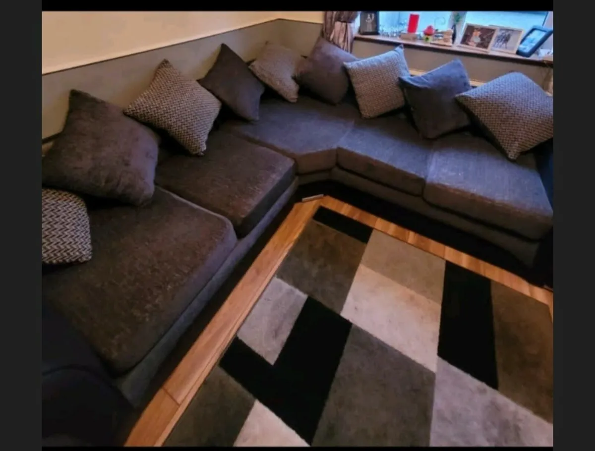 Corner Sofa - Image 2