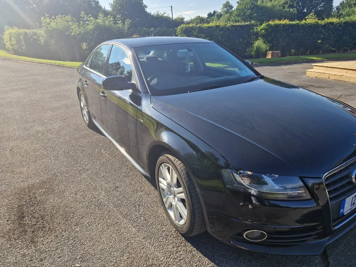 Audi A4  S line TDI 120 SE, 2012 - Image 4