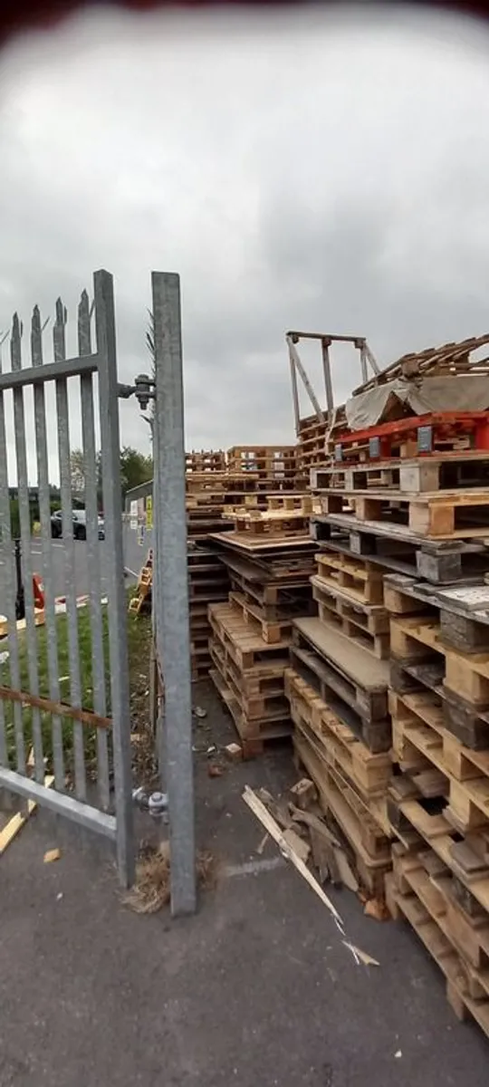 Free Pallets - Image 2