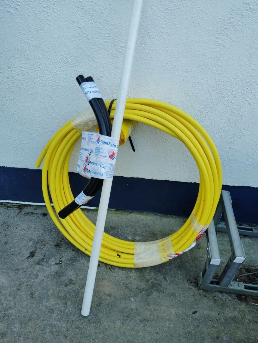 Gas pipe kit - Image 1