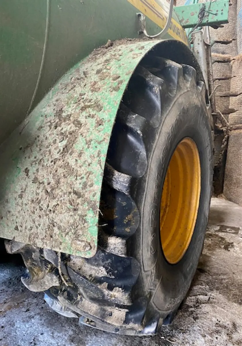 Conor 2500R Slurry Tank - Image 3