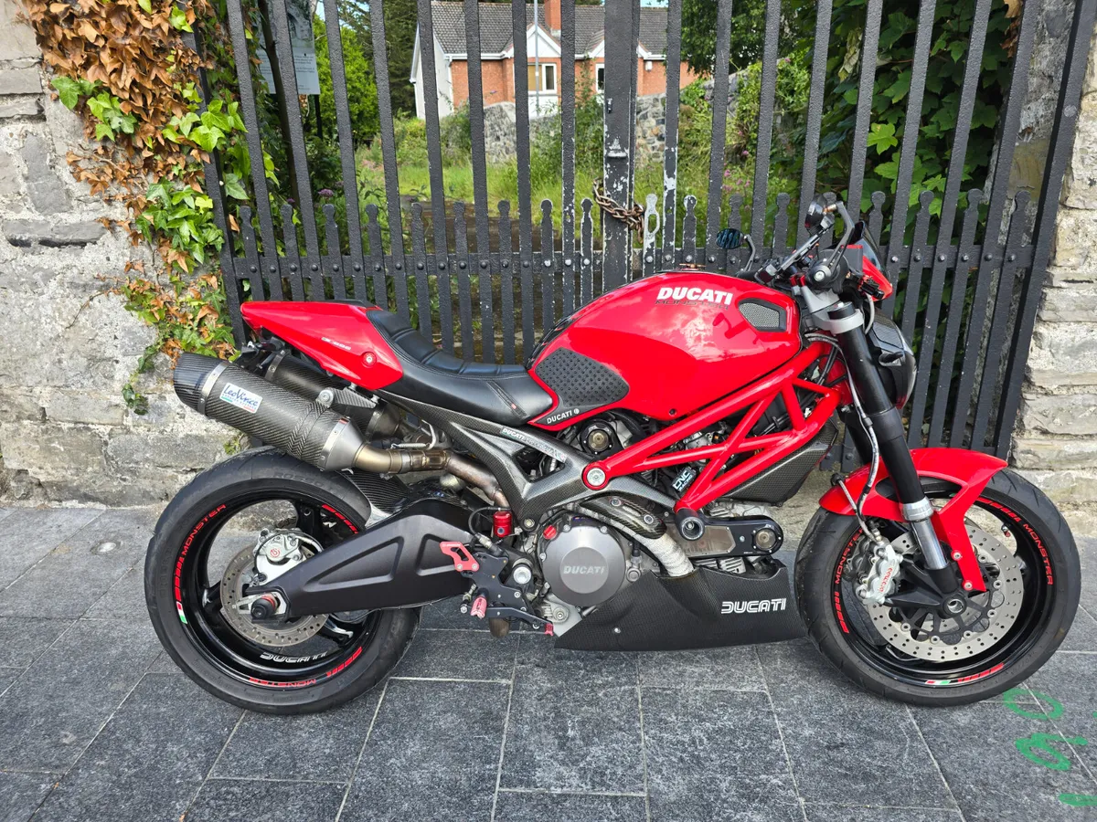 2014 DUCATI MONSTER 696 MOTO4U - Image 1