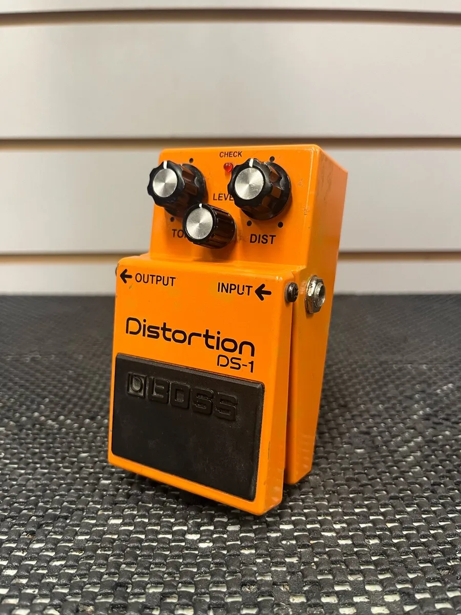 Boss DS1 Distortion Pedal - Image 1