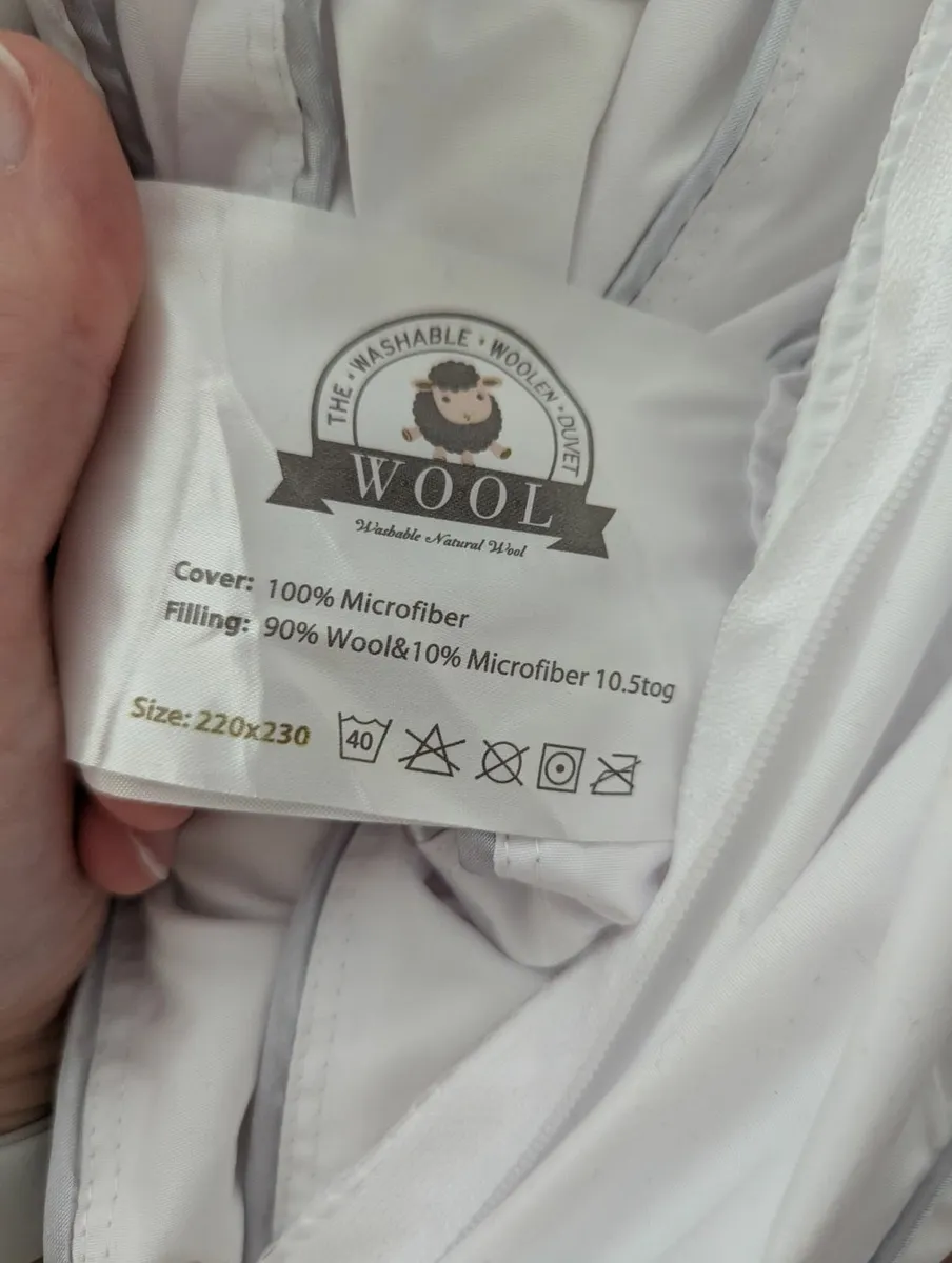 King size wool duvets 4.5 and 10.5 tog - Image 2