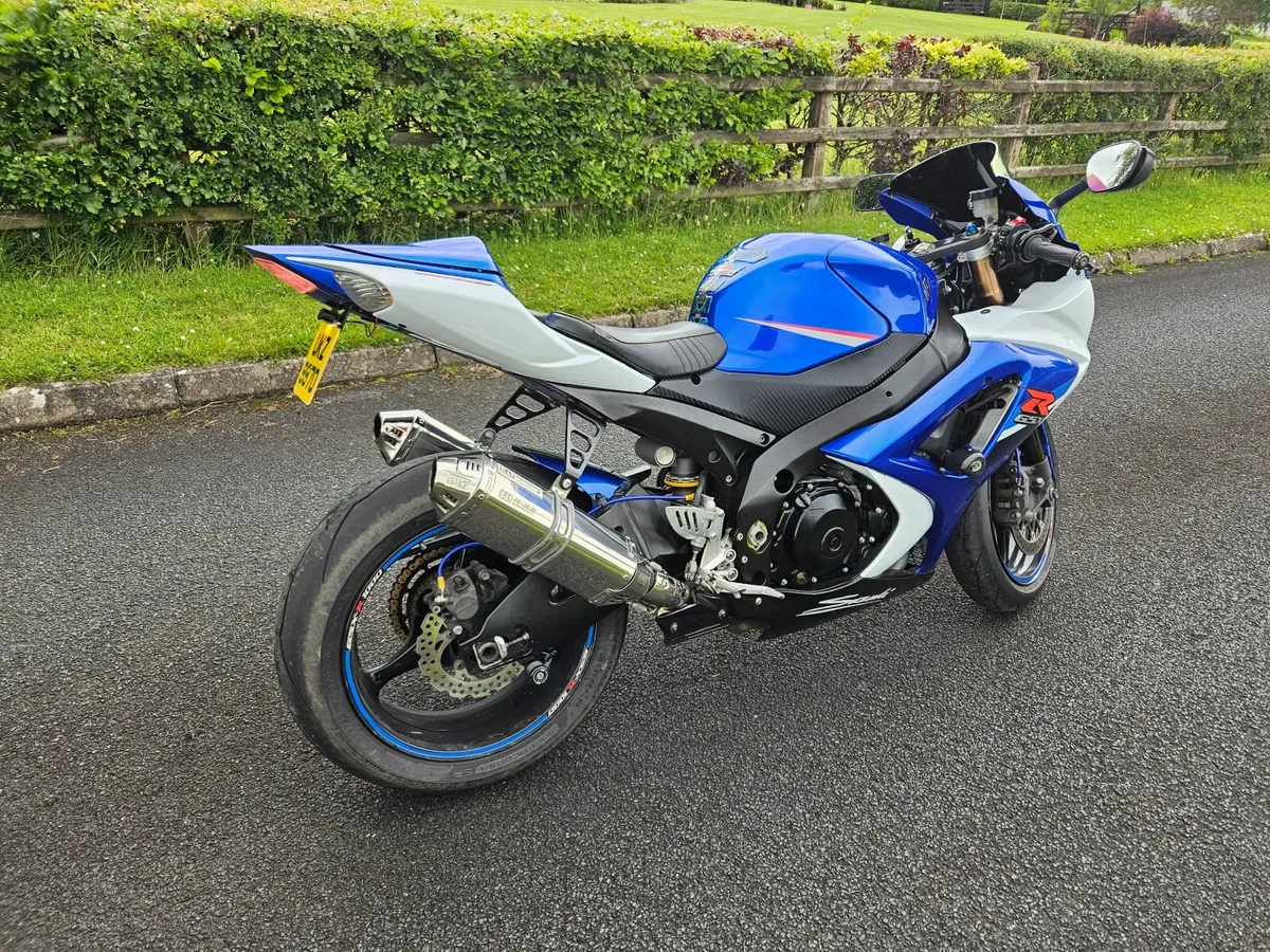 Suzuki gsxr 1000r K8 limited Edition - Image 2