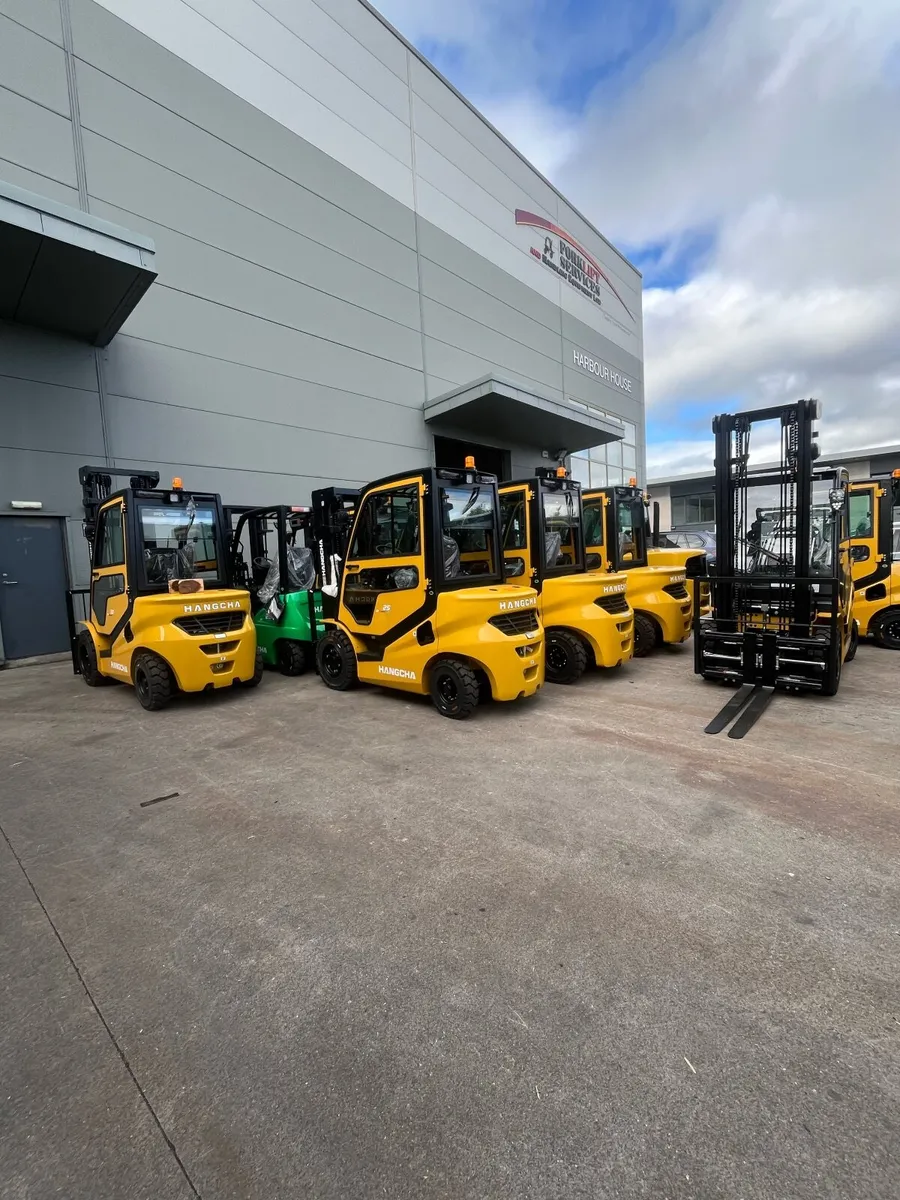 Forklifts For Sale New And Used - Image 1