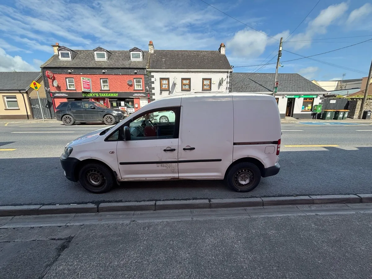 2014 Volkswagen Caddy Van - Image 4