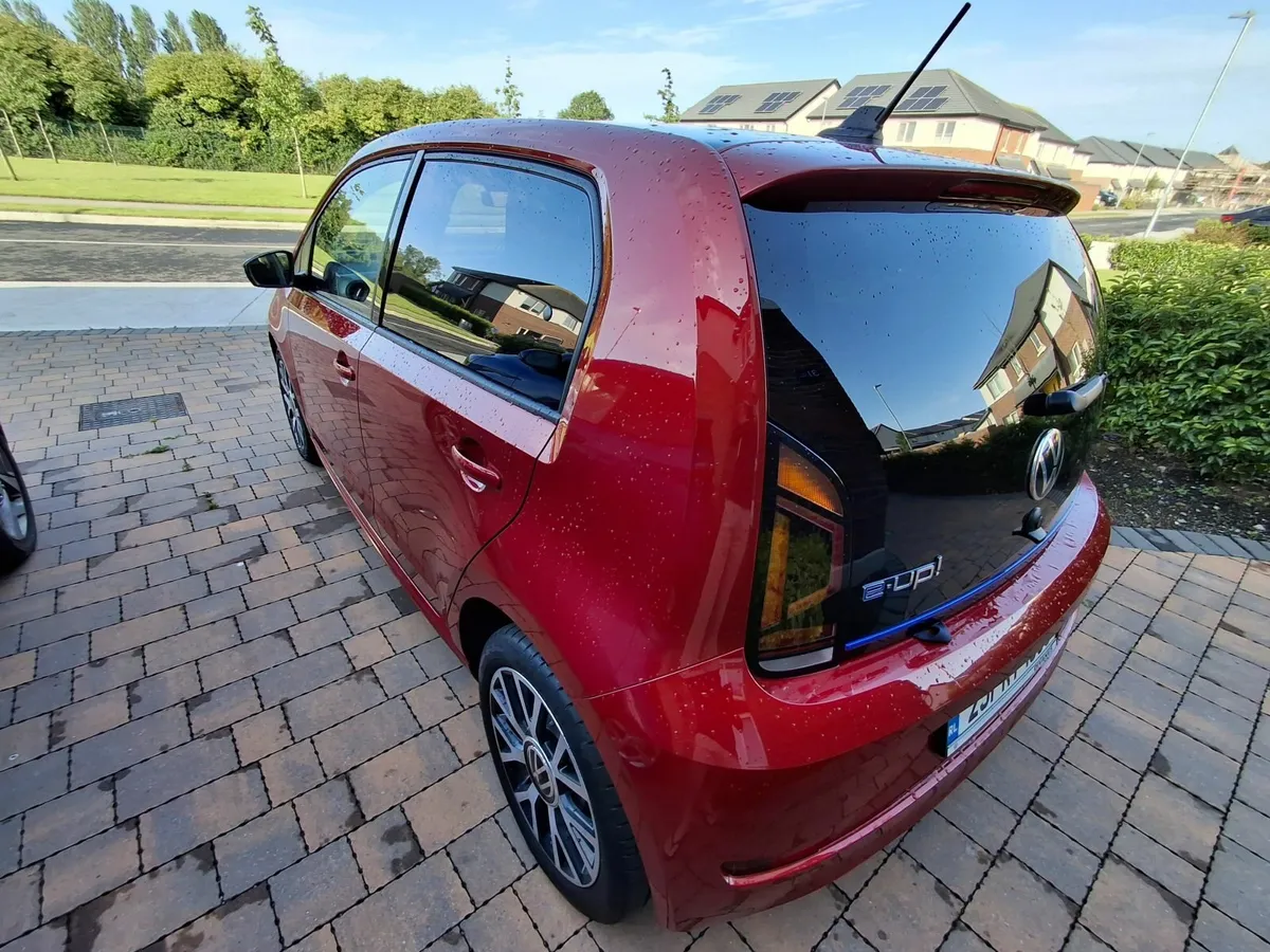 VW e-UP! 2023 VW Warranty until 03/2026 - Image 2