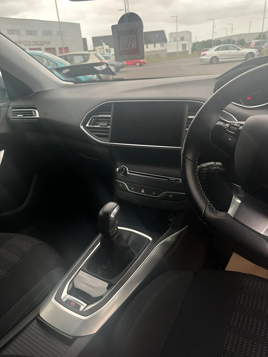 161 PEUGEOT 308 ALLURE LOW MILEAGE - Image 2