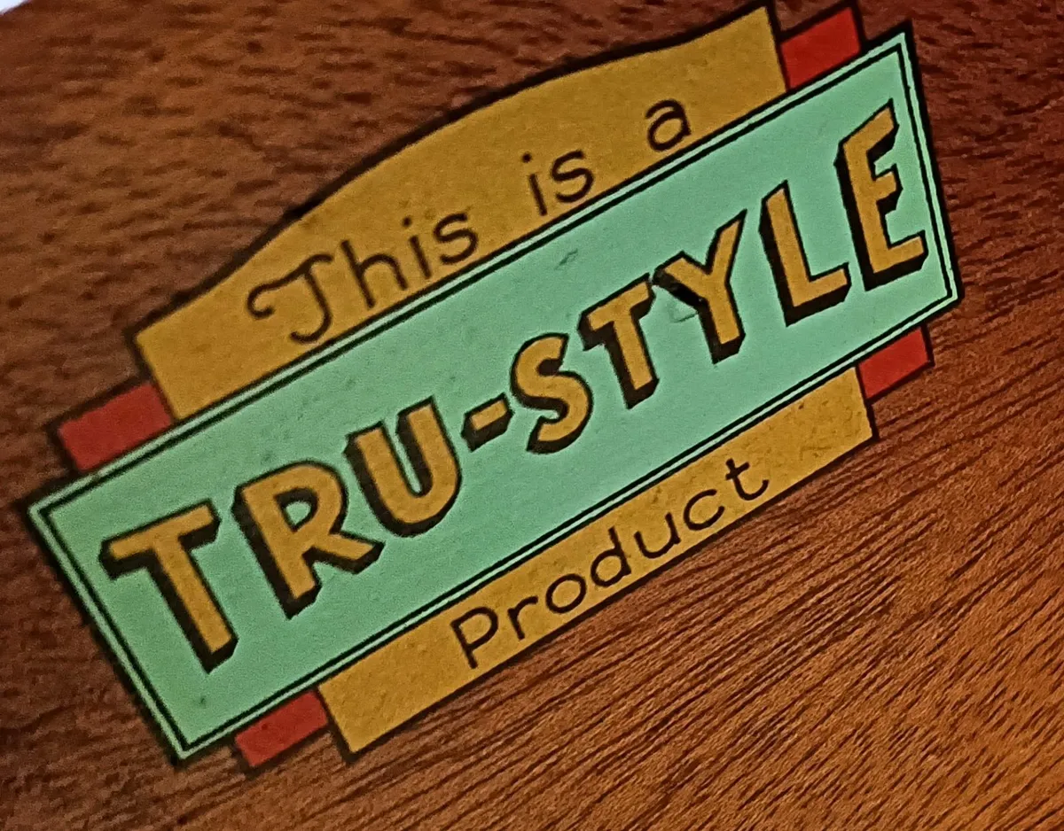 Vintage Tru Style Drinks Cabinet - Image 2