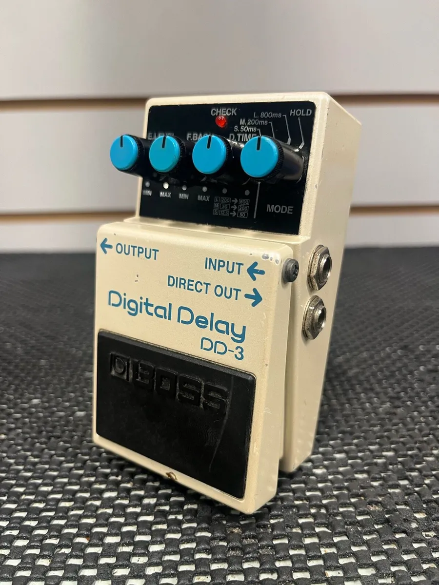 Boss DD3 Delay Pedal - Image 1