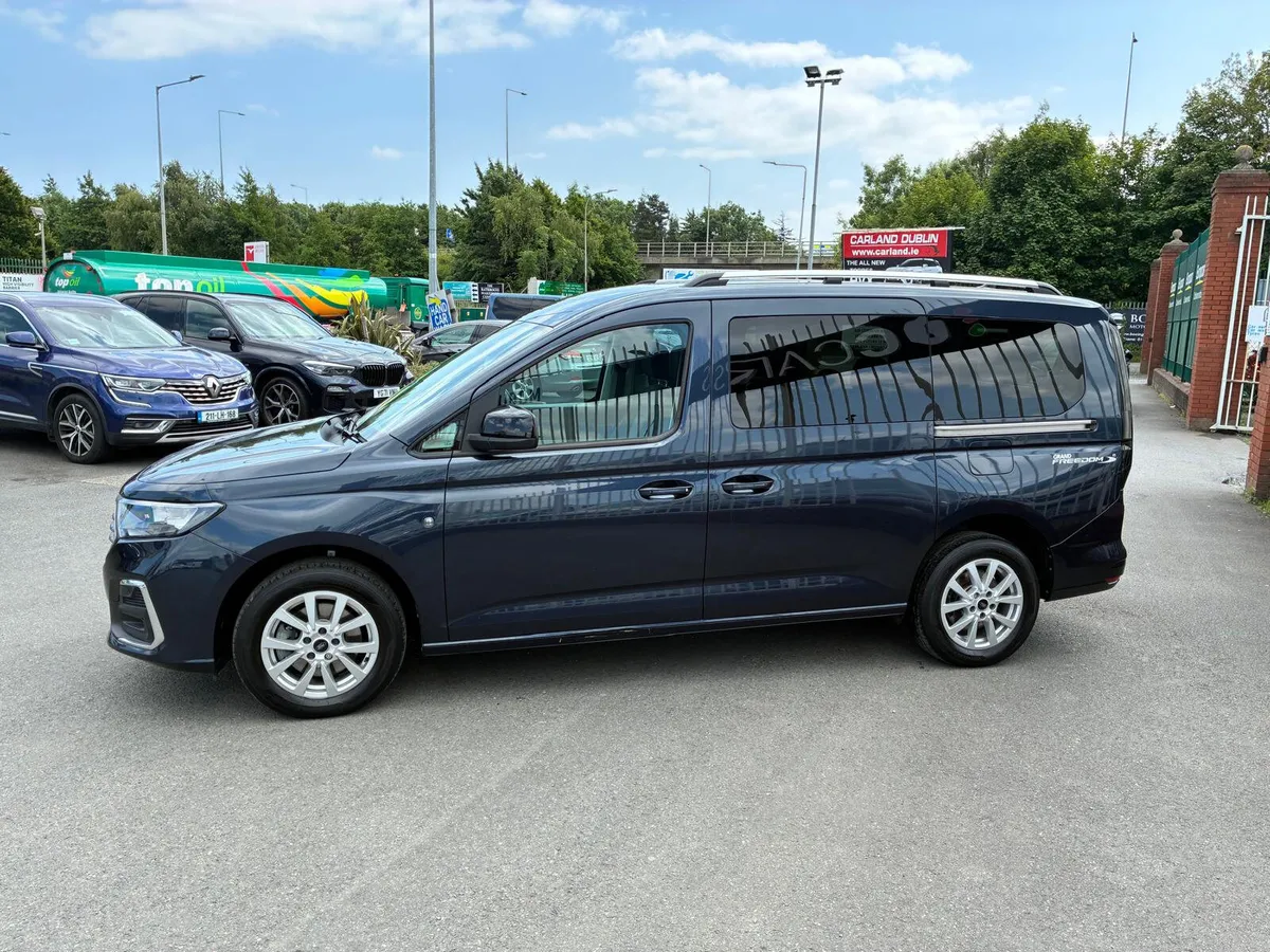 2023 Ford Grand Connect Freedom - Auto Taxi Spec - Image 4