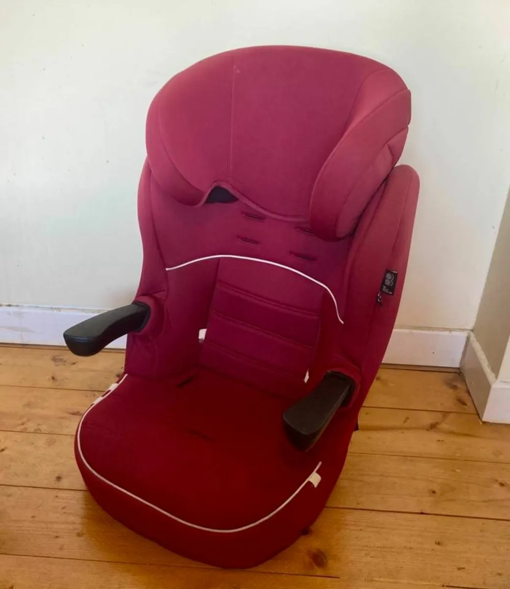 Graco Junior Maxi High Back Booster Car Seat - Image 2