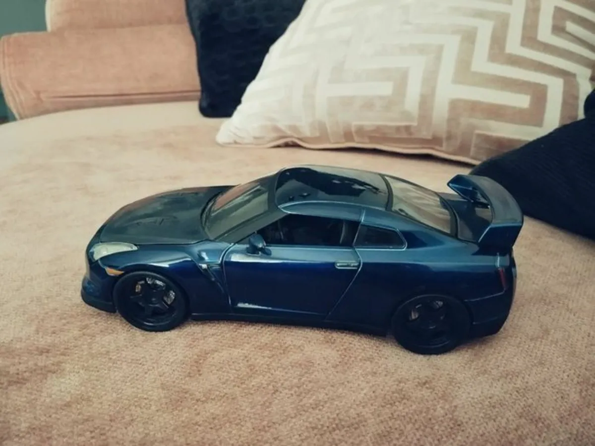 Nissan GTR Fast 6 - Scale 1:24 - Image 1