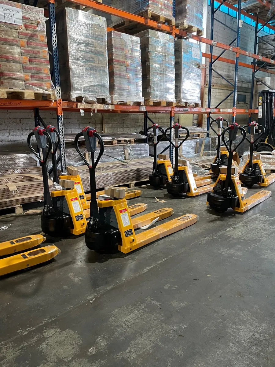 Electric Pallet Trucks - Image 3