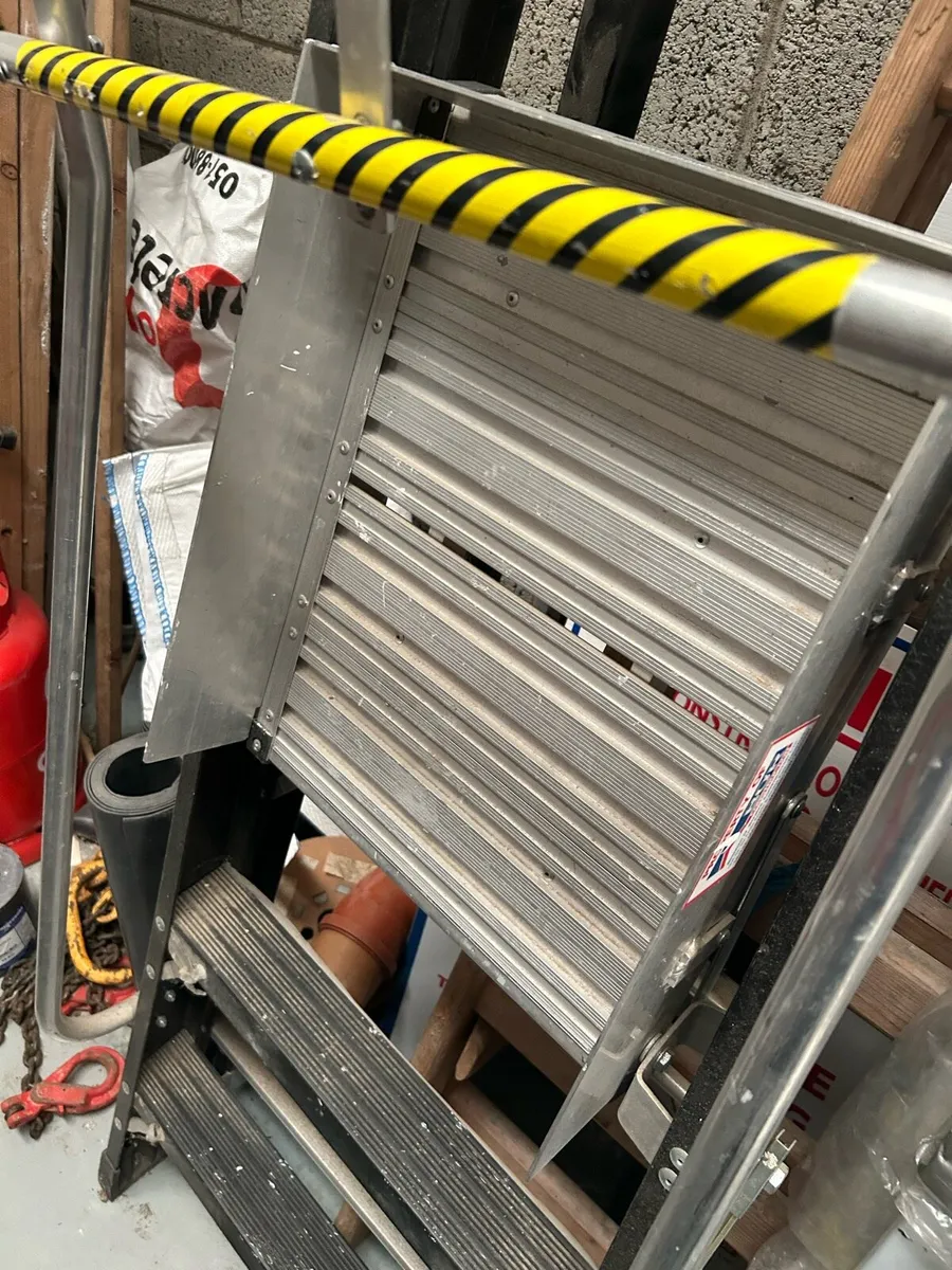 For sale selection of Ladders - Image 3