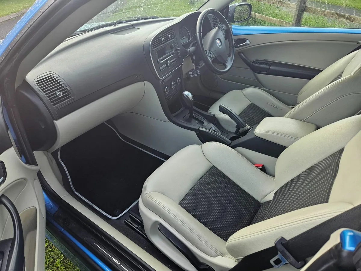 2007 Saab 93 Convertible - Image 2