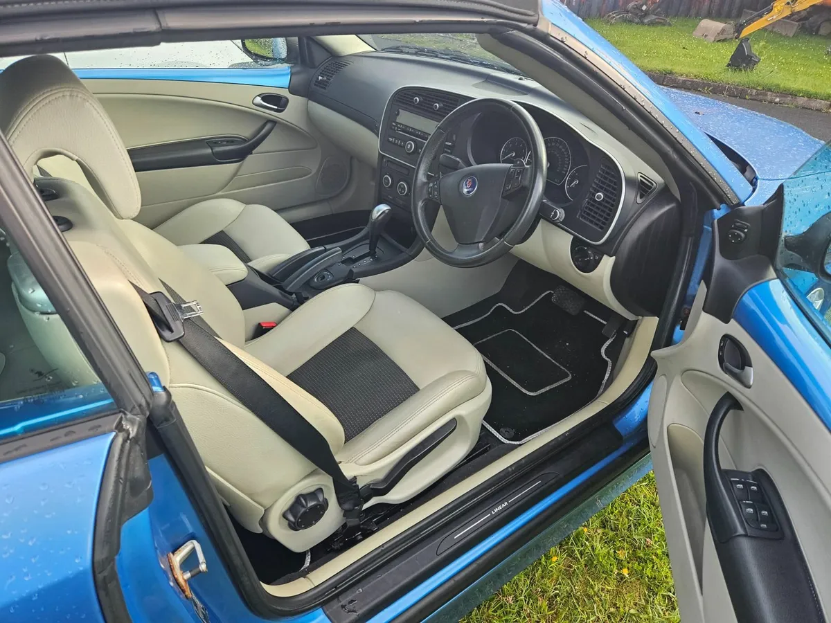 2007 Saab 93 Convertible - Image 3