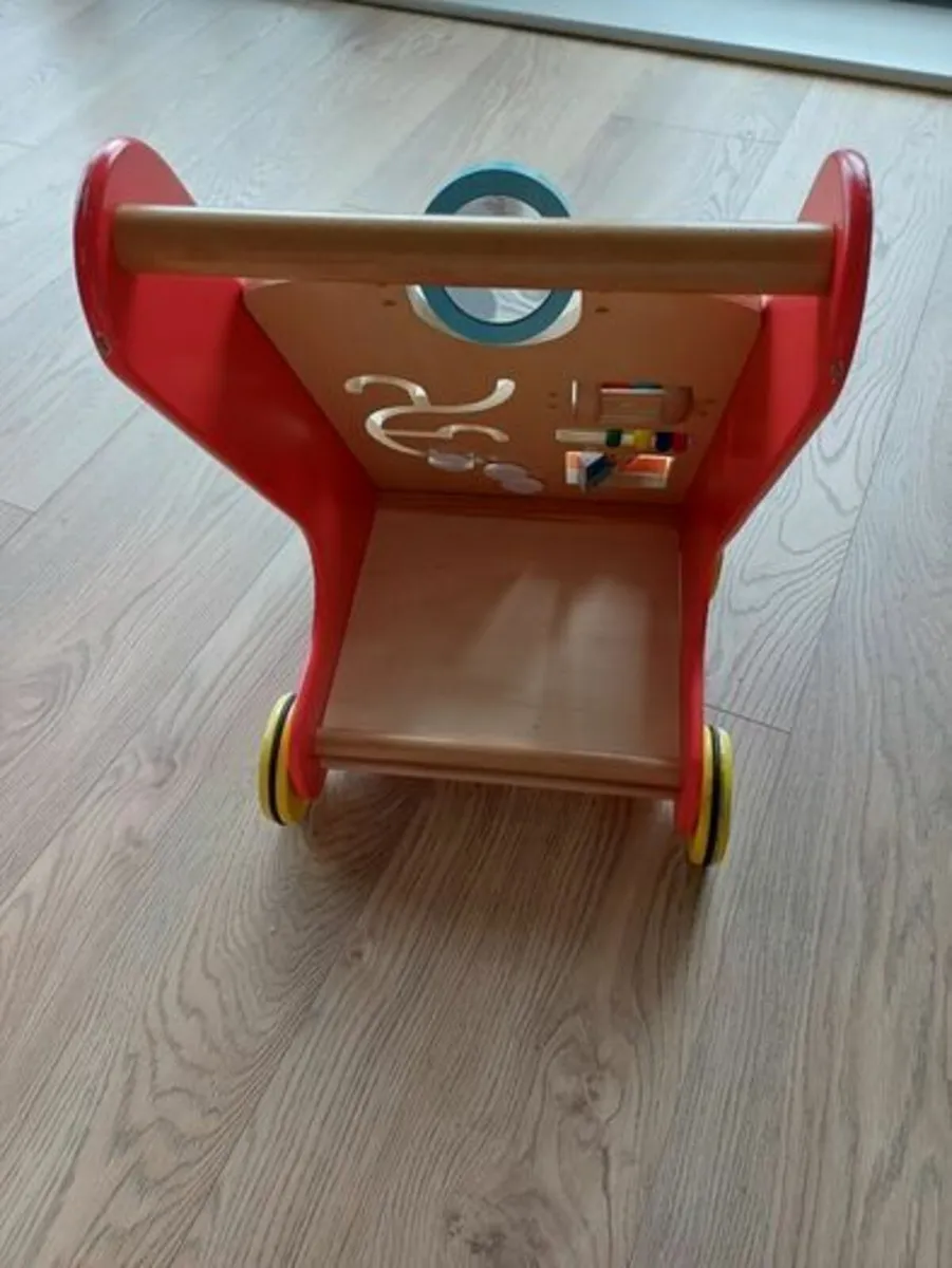 Baby Steps activity walker - Image 2