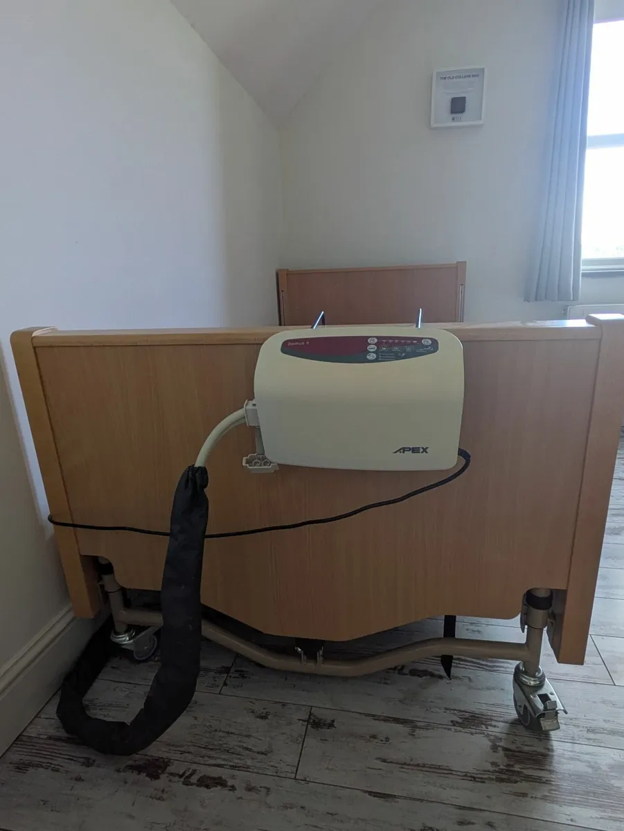Electric bed - Image 3
