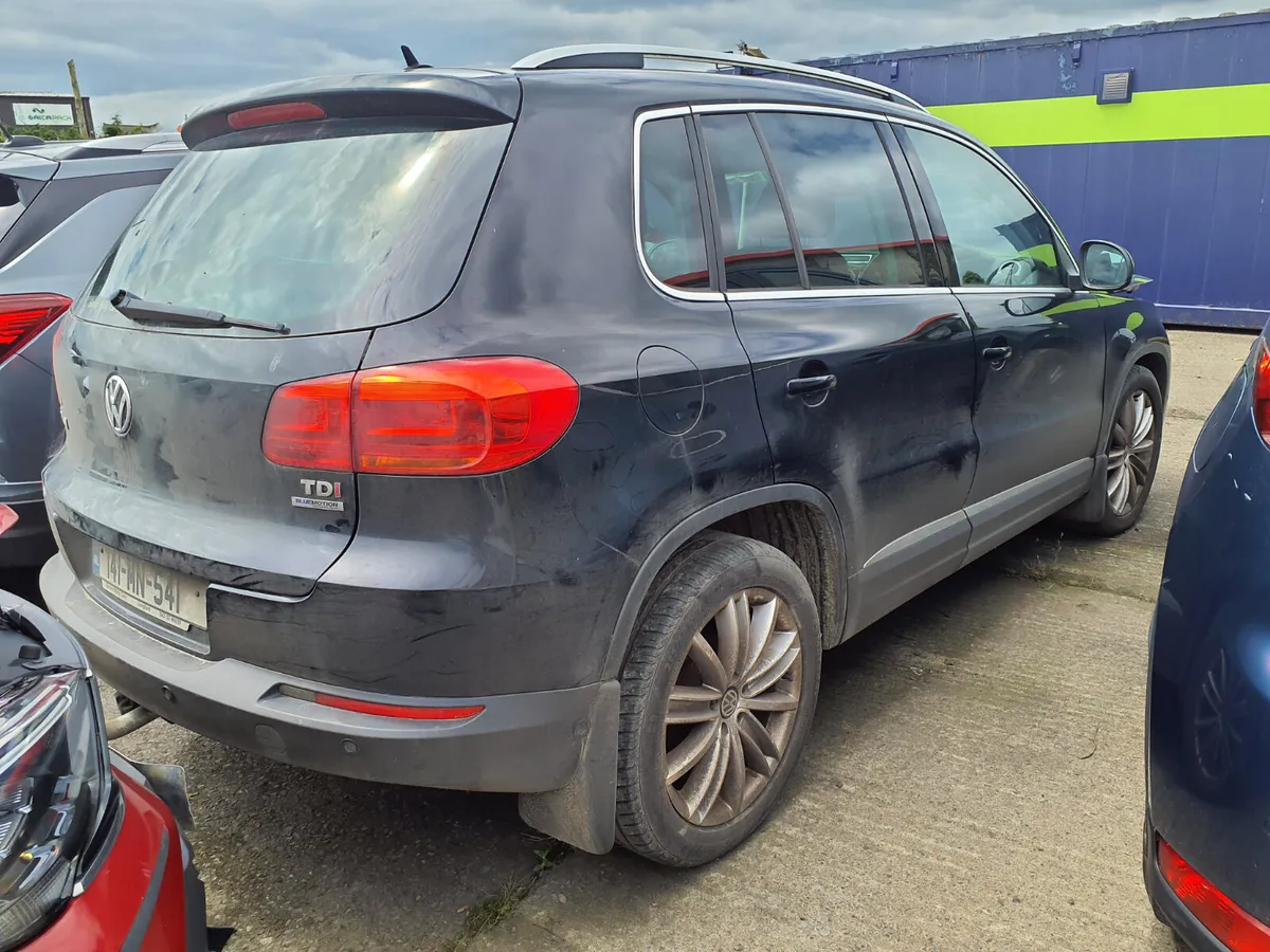 2014 vw Tiguan - Image 4