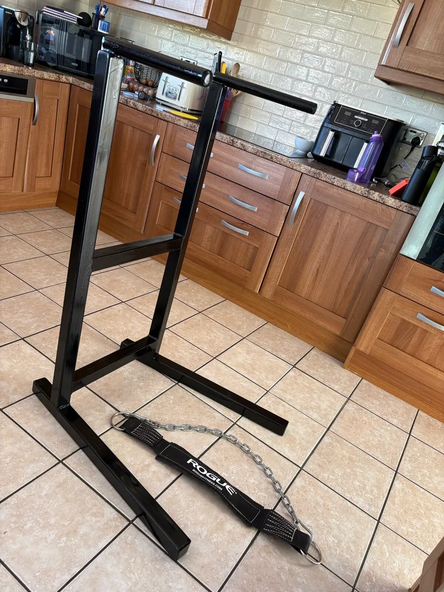 Rogue Branded Dip Belt And Steel Tricep Dip Stand! - Image 2