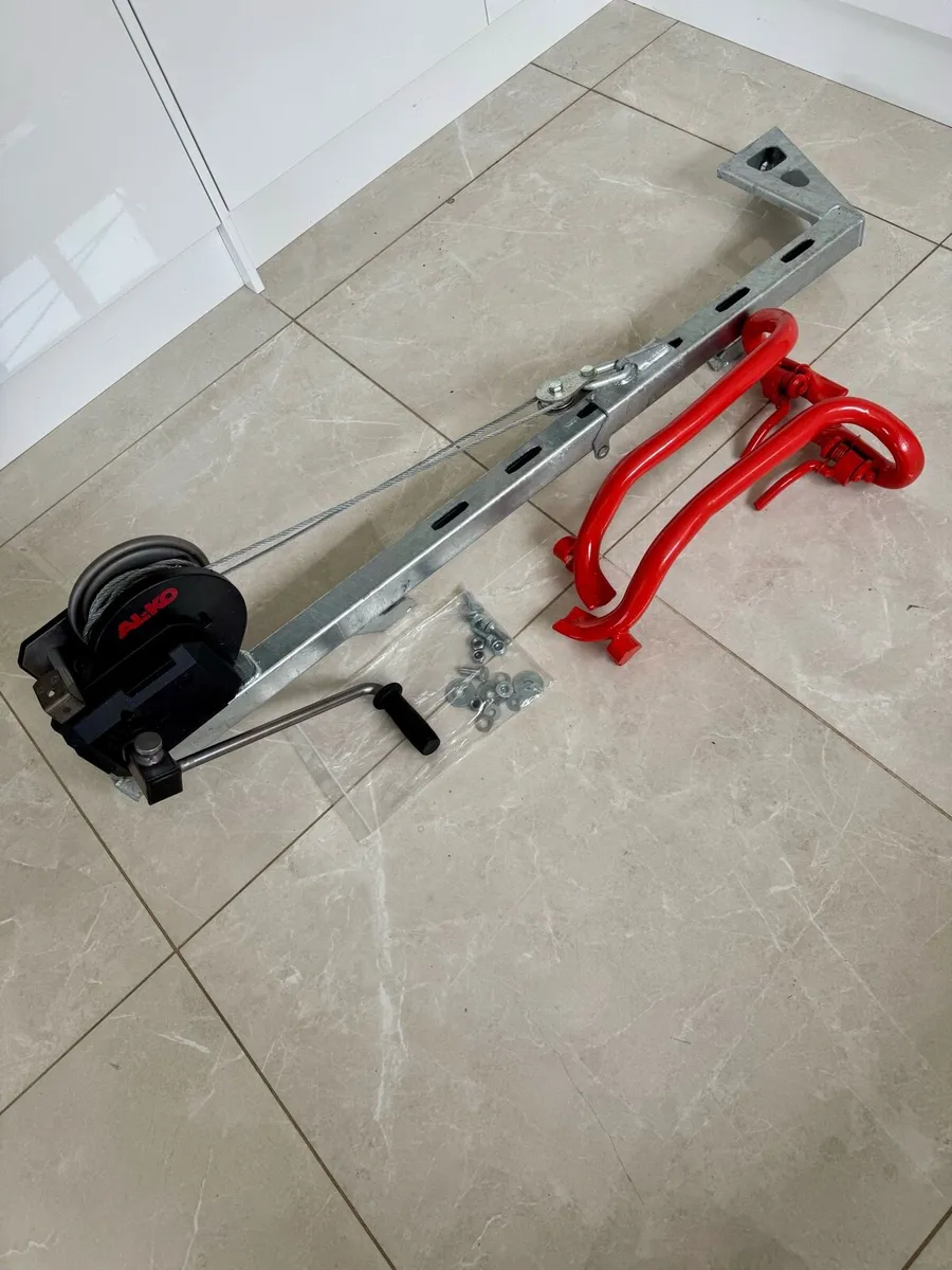 Bring James manual winch kit + wheel chocks - Image 1