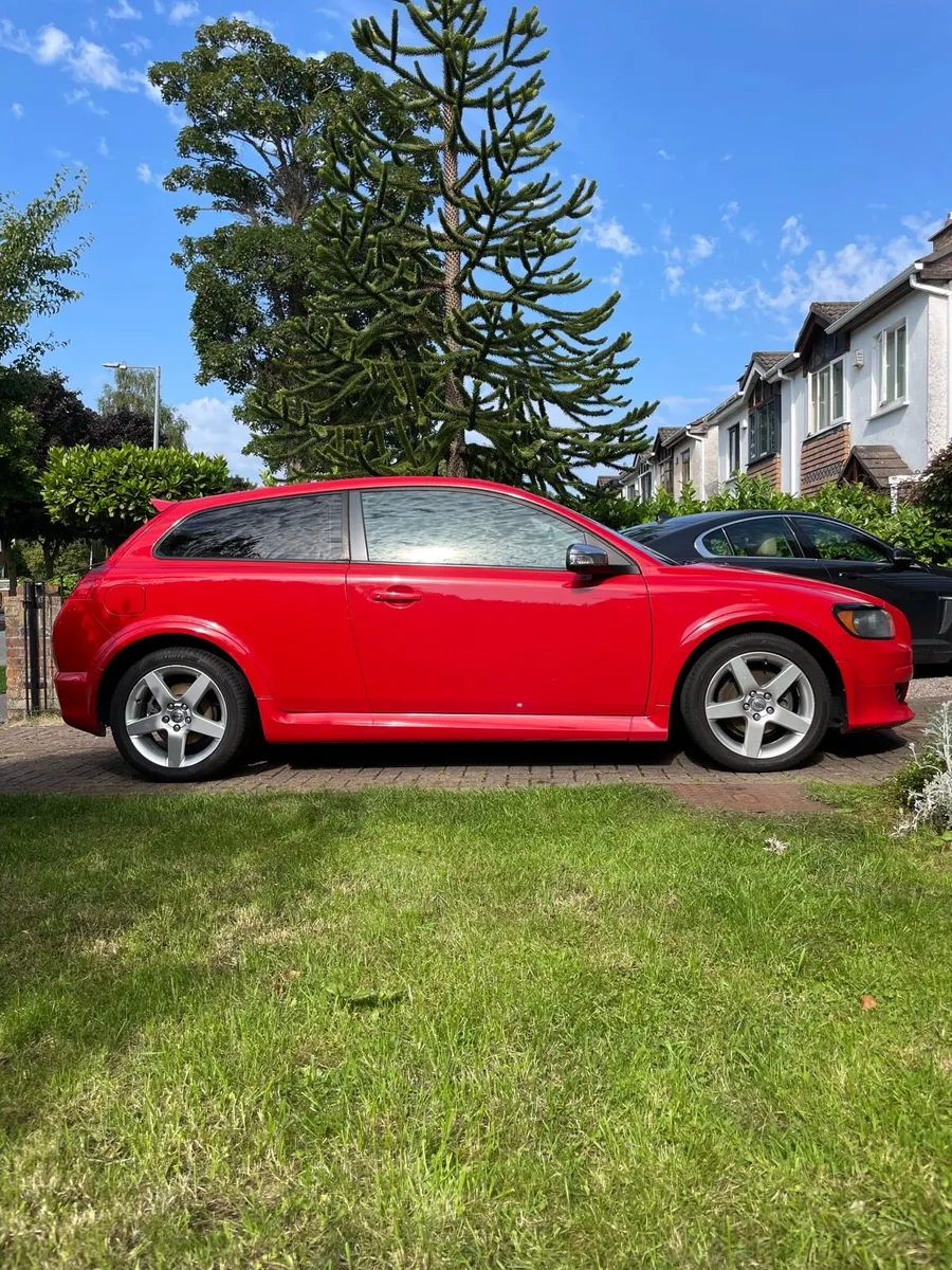 Volvo c30 R-Design - Image 2