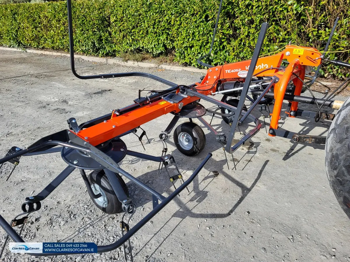 New Kubota TE4052 Tedder - Image 3