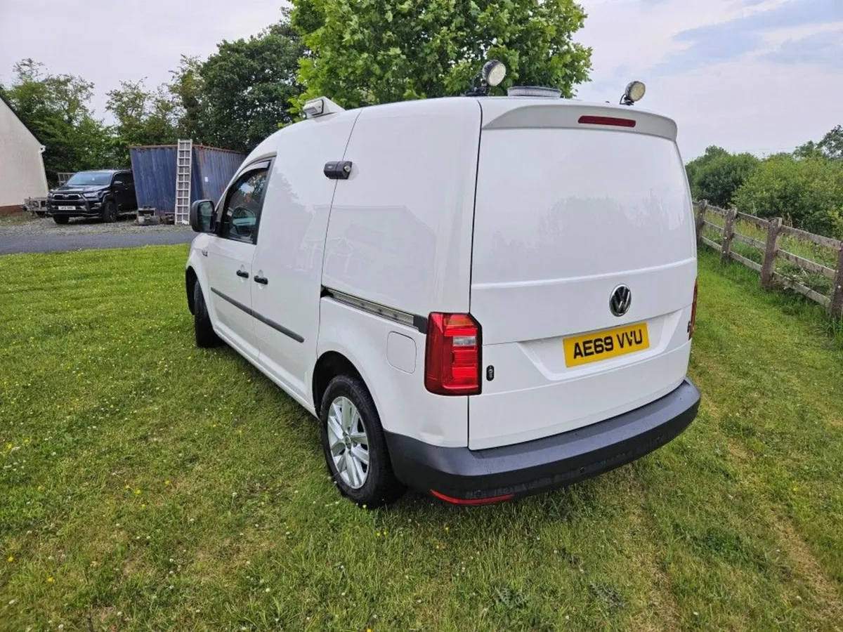 2019 Volkswagen CADDY 2.0TDI BLUEMOTION Tech 102PS - Image 2