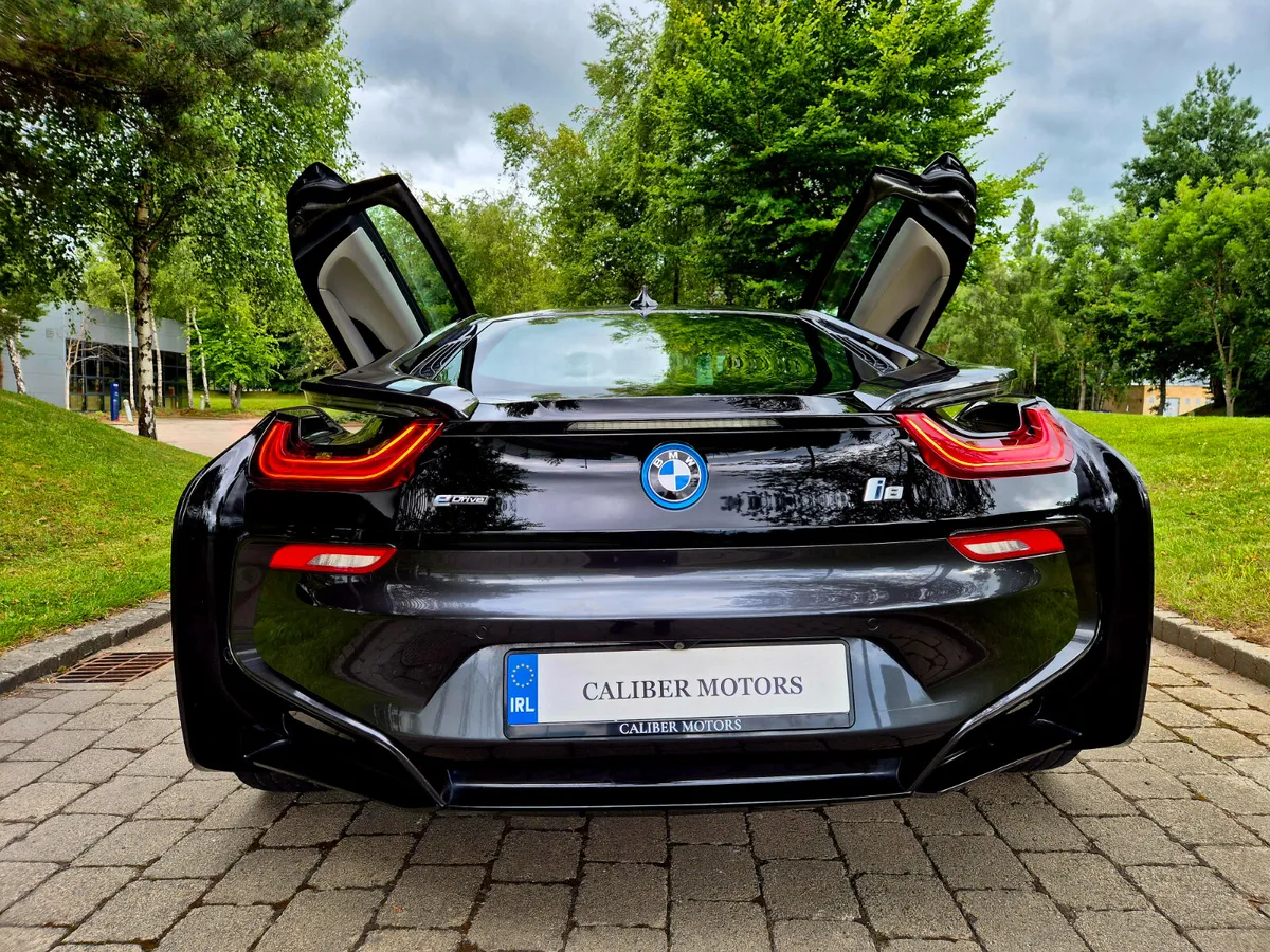 BMW i8 1.5i 369BHP COUPE - Image 4