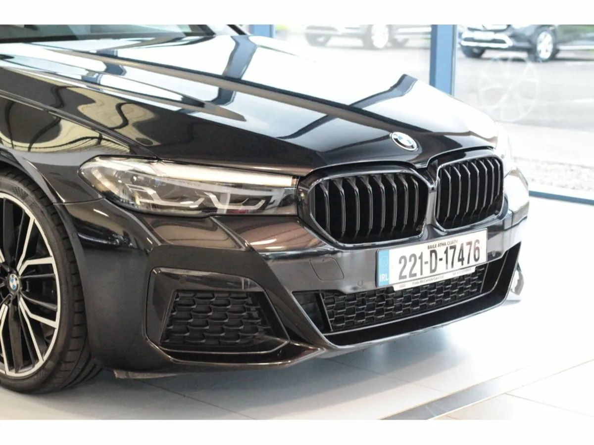 BMW 5-Series 520D M Sport PRO - Image 4