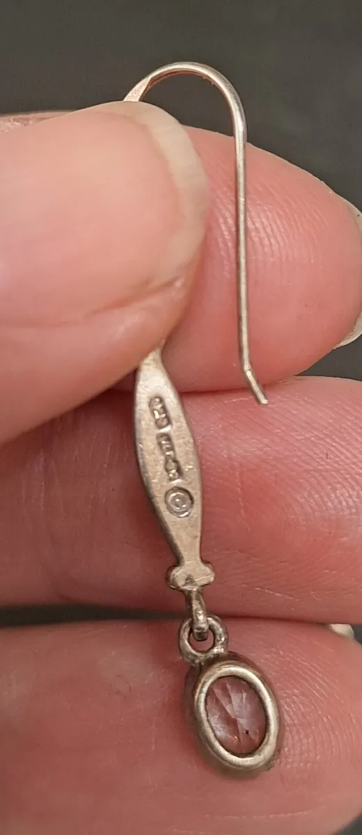 Silver earrings hanging with crystal - Image 3