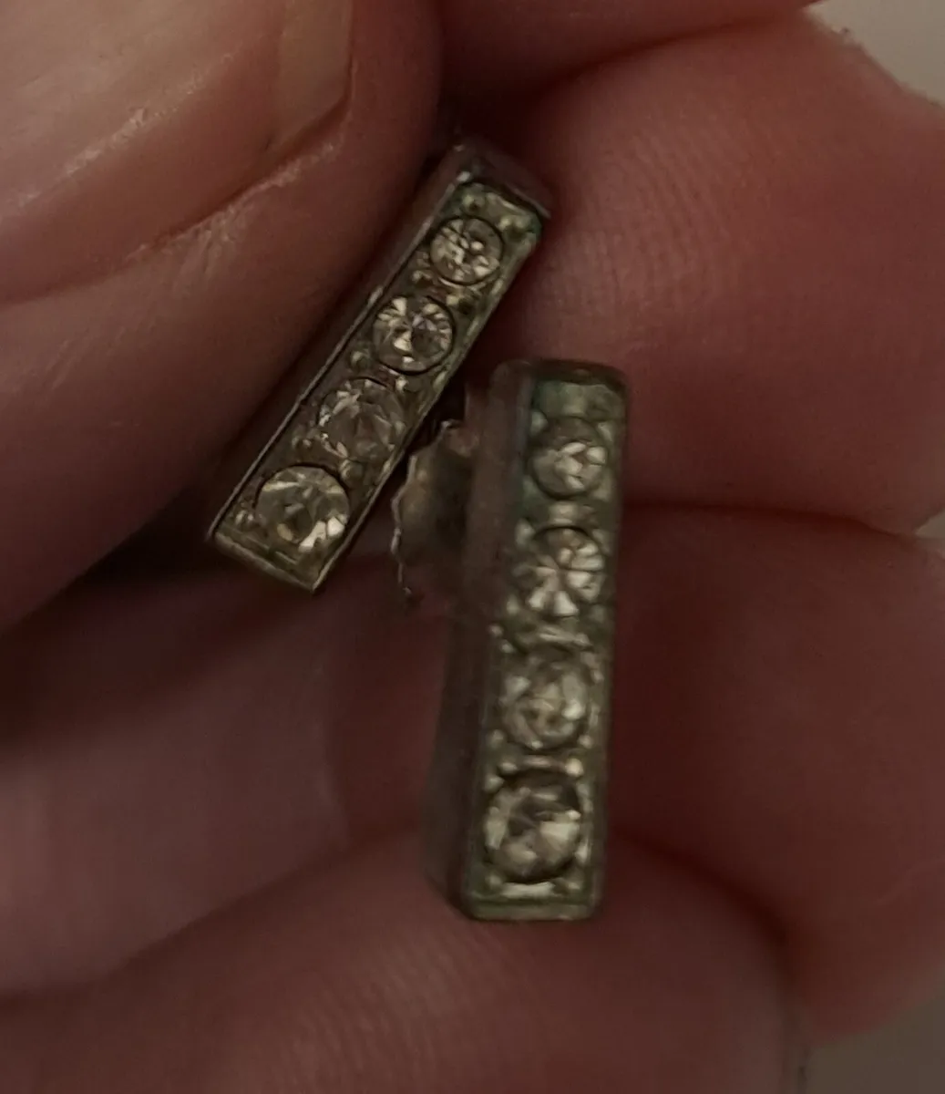 Silver earrings rectangular with crystals - Image 3