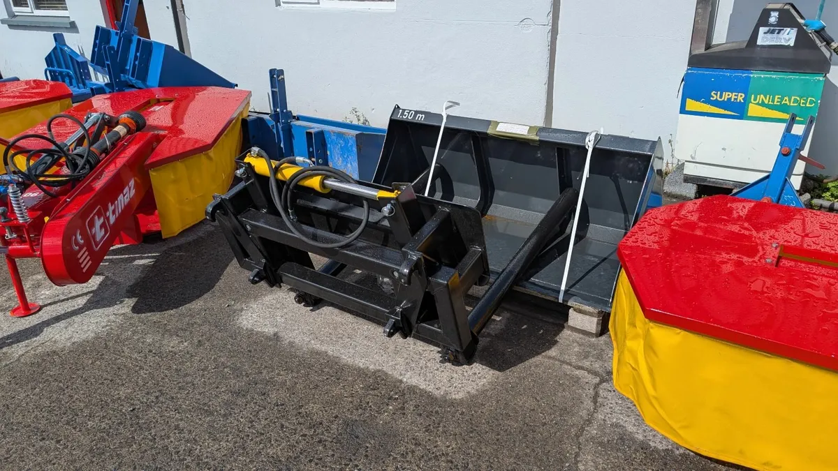 Hydraulic Bale Handler - Image 1