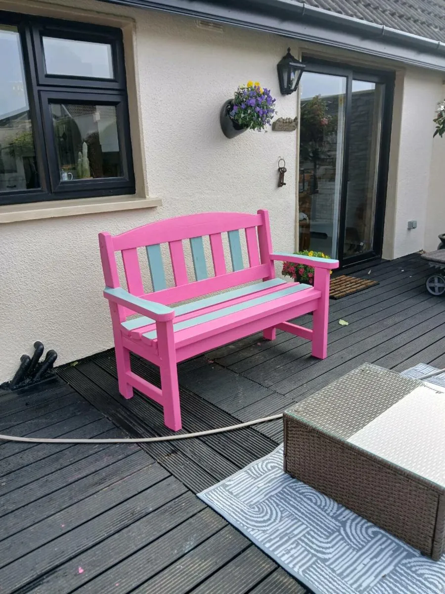 Wooden garden bench - Image 1