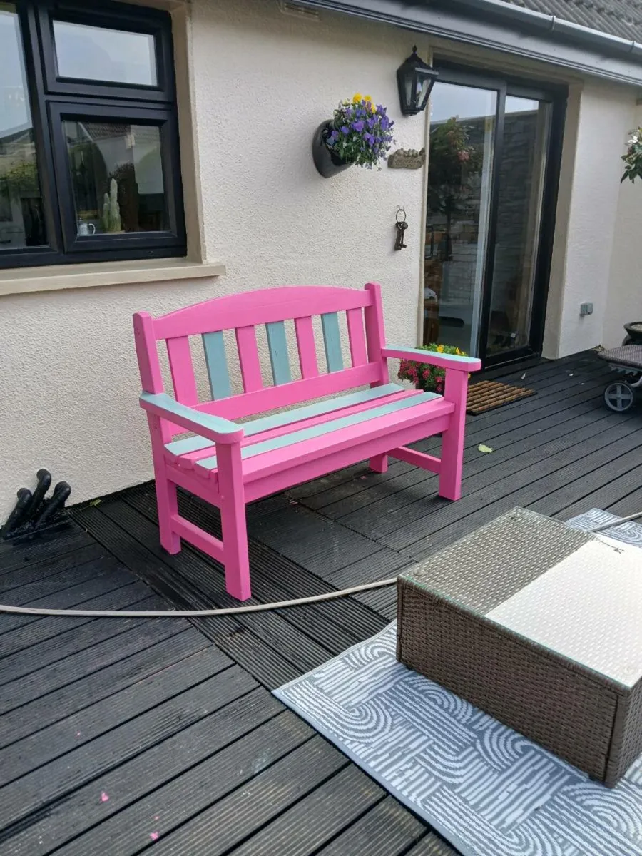 Wooden garden bench - Image 2