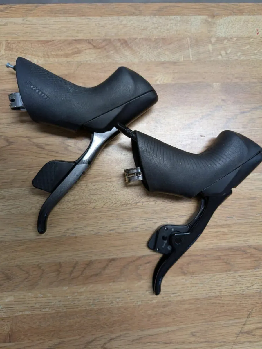 SRAM Force eTap AXS D1 HRD 2x12 12 Speed Groupset - Image 2
