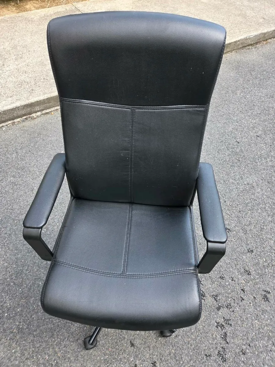 Office/ computer chair - Image 2