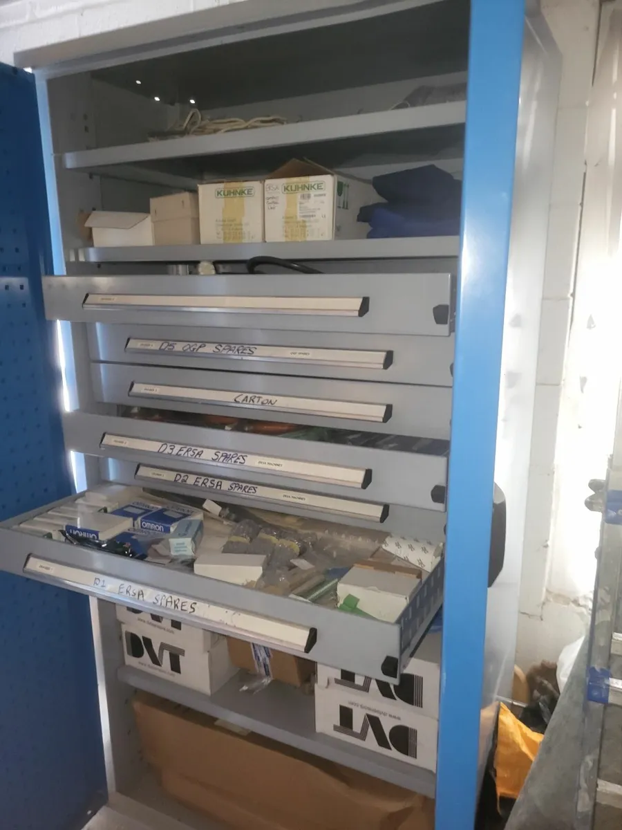 Dexion Heavy Duty Racking(3 Shelves).3 x  Cabinets - Image 3