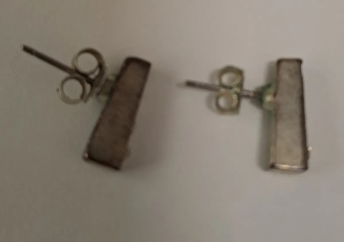 Silver earrings rectangular with crystals - Image 4