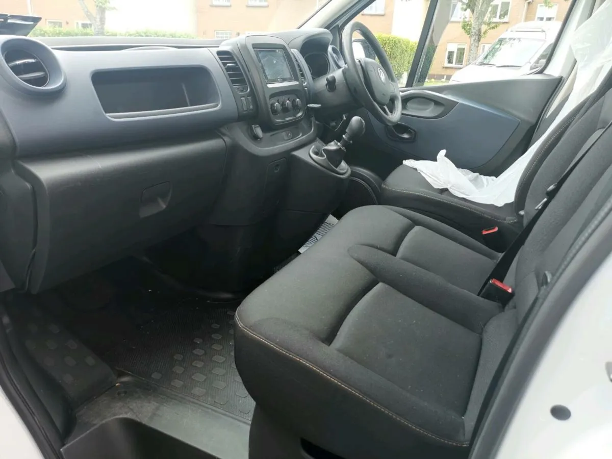 Opel vivaro - Image 3