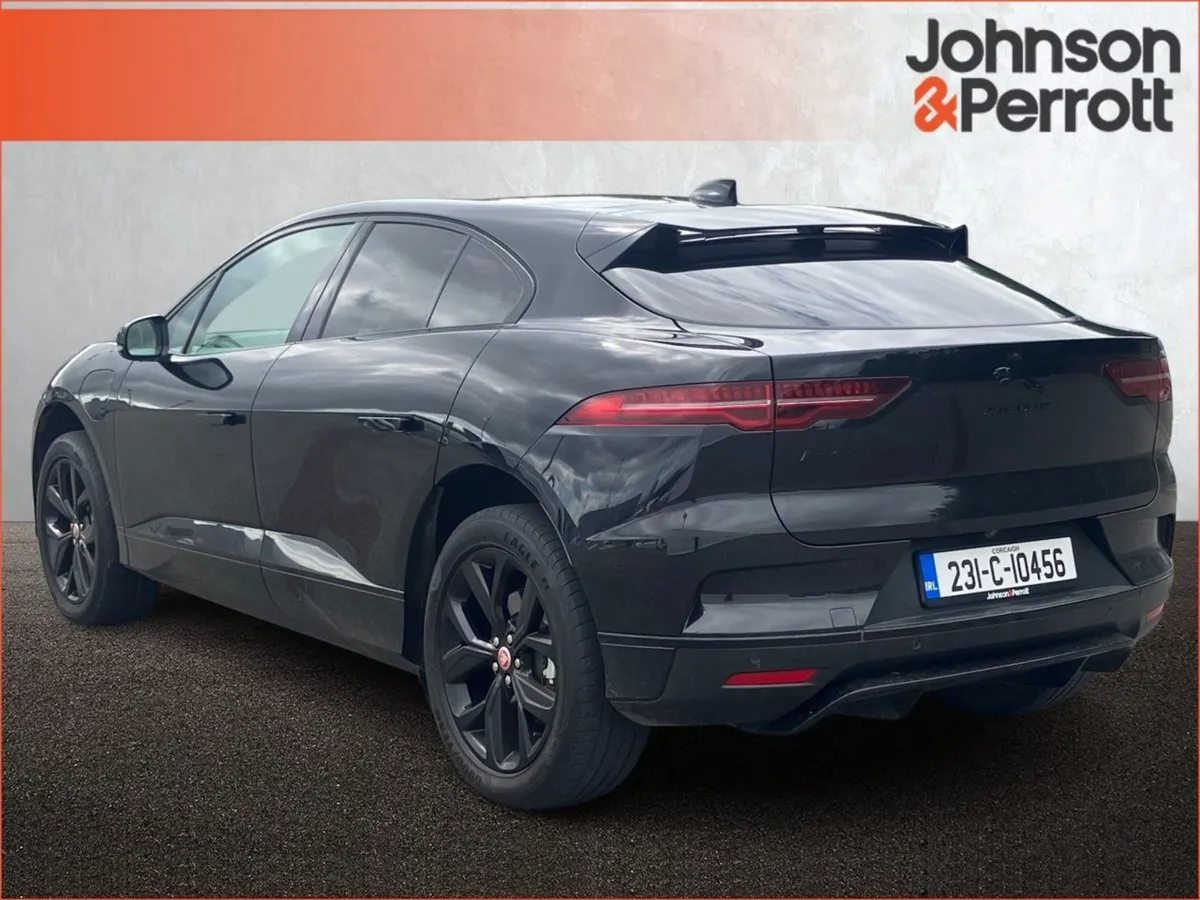 Jaguar I-PACE Ev400 Auto Black Edition - Image 2