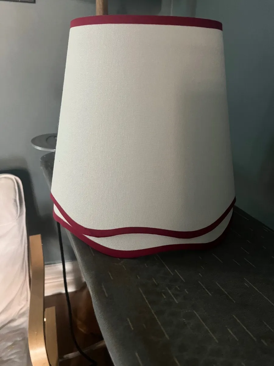 Lamp shade - Image 1