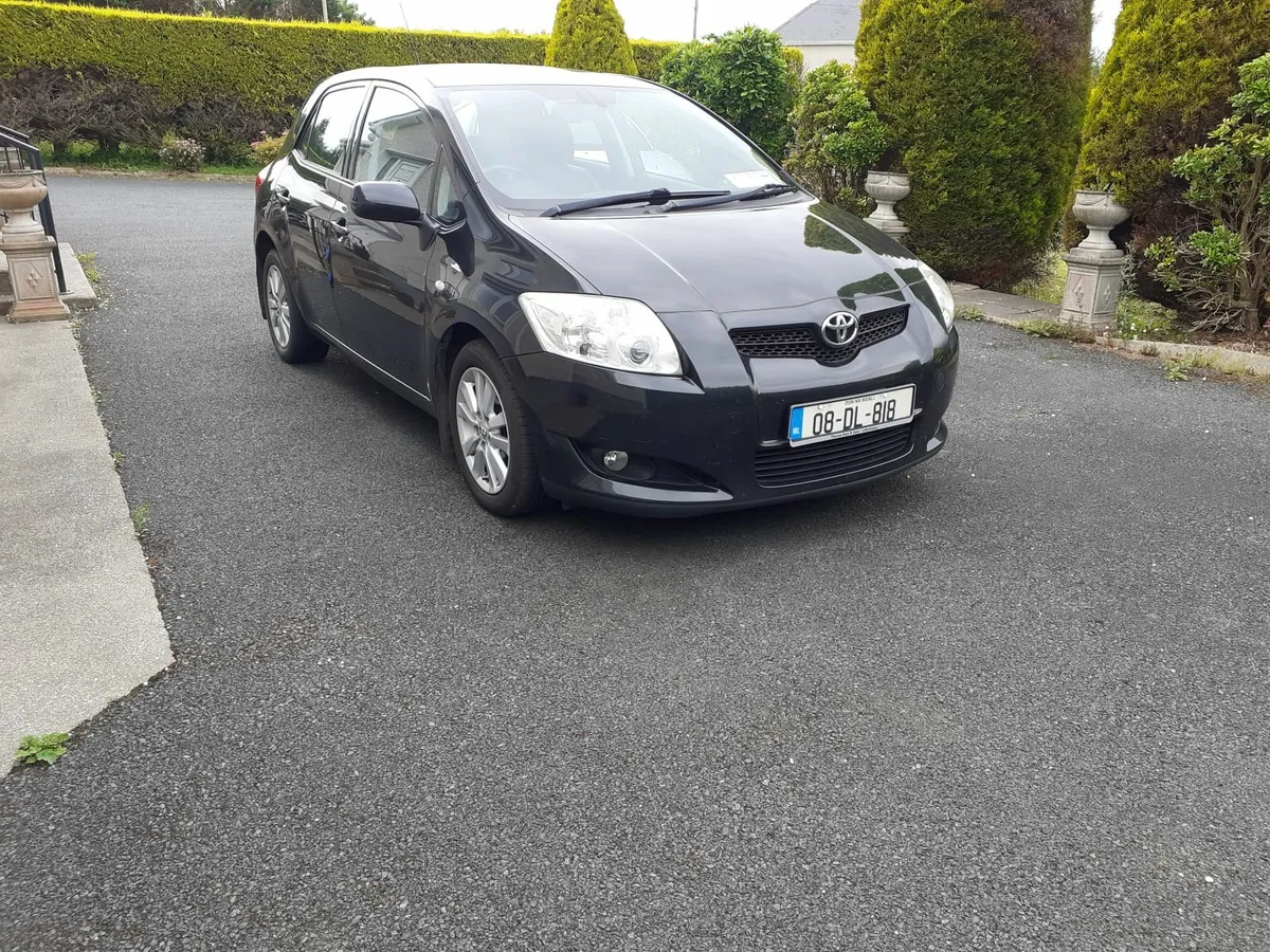 Toyota Auris 2008 - Image 1
