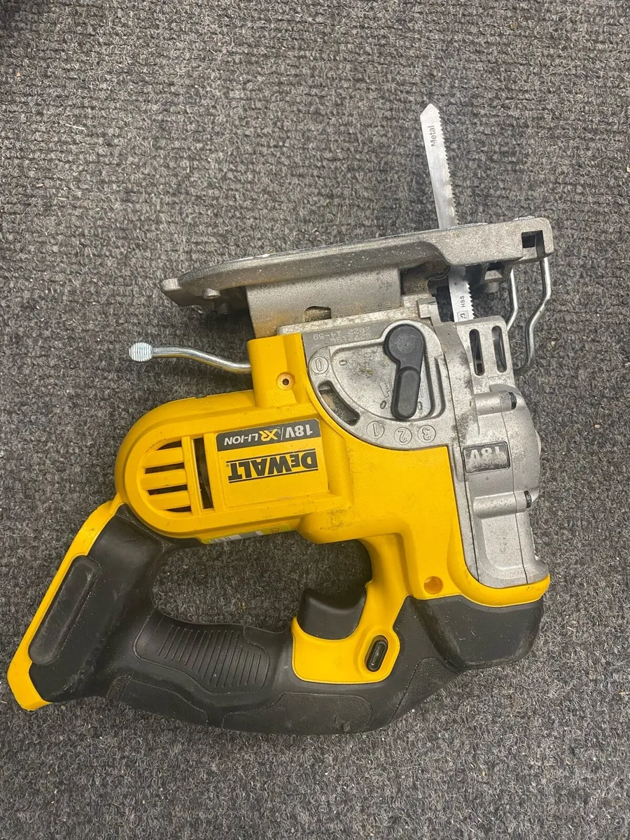Dewalt jigsaw - Image 2